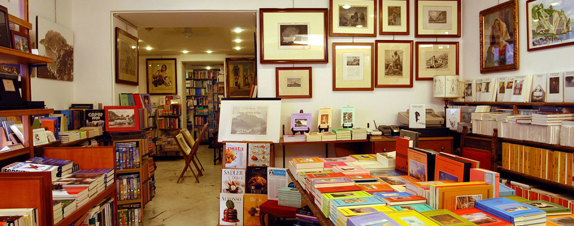 Libreria La Conchiglia, via Le Botteghe 12 - 80073 Capri
